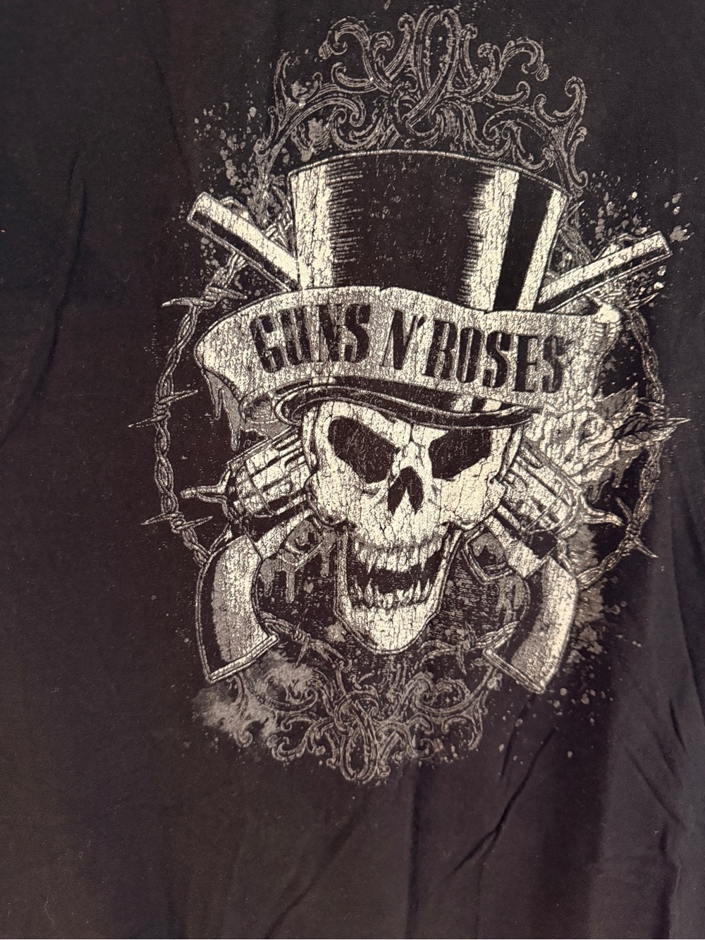 Gun’s N Rose’s T-Shirt - Picture 2 of 3